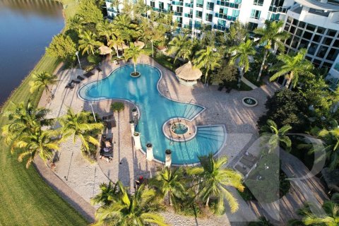 Condo in Sunrise, Florida, 1 bedroom  № 1292881 - photo 26