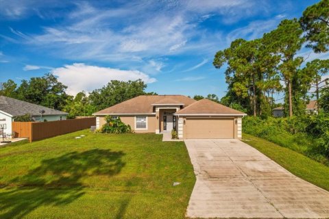 Casa en venta en North Port, Florida, 3 dormitorios, 161 m2 № 1300407 - foto 3