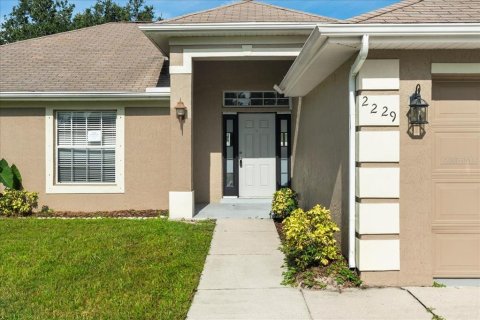 Villa ou maison à vendre à North Port, Floride: 3 chambres, 161 m2 № 1300407 - photo 2