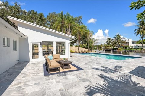 Casa en venta en Wilton Manors, Florida, 2 dormitorios, 175.31 m2 № 1097452 - foto 12
