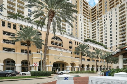 Immobilier commercial à vendre à Fort Lauderdale, Floride № 25836 - photo 20