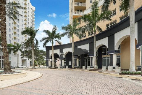 Immobilier commercial à vendre à Fort Lauderdale, Floride № 25836 - photo 23