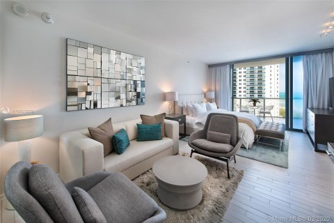 Condo in Miami Beach, Florida, 3 bedrooms  № 25844 - photo 8