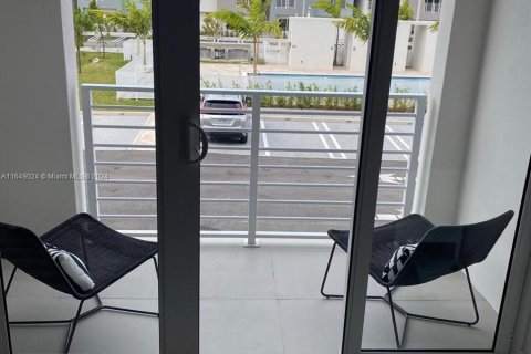 Copropriété à vendre à Miami, Floride: 2 chambres, 129.32 m2 № 1333442 - photo 10