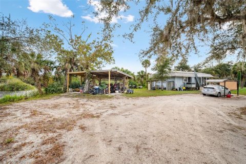 Villa ou maison à vendre à Punta Gorda, Floride: 2 chambres, 119.75 m2 № 907414 - photo 1