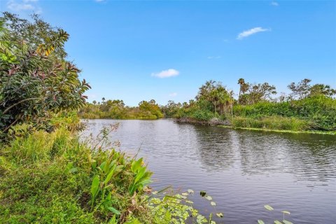 Villa ou maison à vendre à Punta Gorda, Floride: 2 chambres, 119.75 m2 № 907414 - photo 18