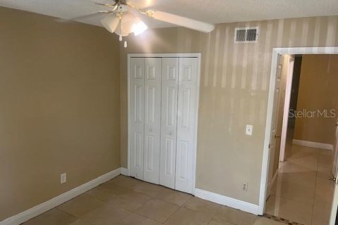 Copropriété à vendre à Orlando, Floride: 2 chambres, 84.08 m2 № 1323870 - photo 11