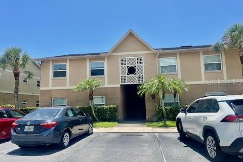 Copropriété à vendre à Orlando, Floride: 2 chambres, 84.08 m2 № 1323870 - photo 1