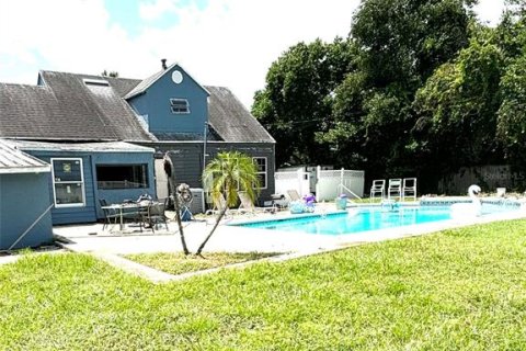 Villa ou maison à vendre à Tampa, Floride: 4 chambres, 211.54 m2 № 1324014 - photo 4