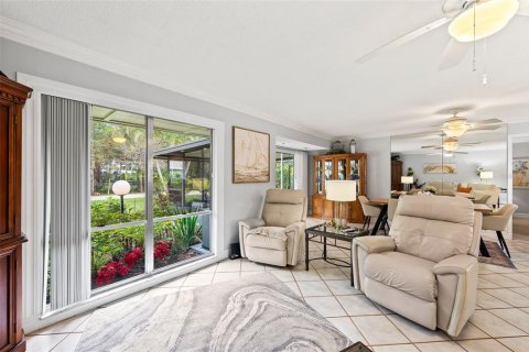 Condo in Fort Myers, Florida, 2 bedrooms  № 966890 - photo 19