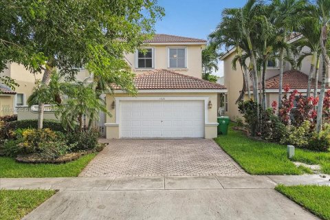 Casa en venta en Miramar, Florida, 4 dormitorios, 216.09 m2 № 1295094 - foto 1