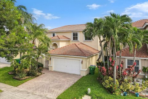 Casa en venta en Miramar, Florida, 4 dormitorios, 216.09 m2 № 1295094 - foto 2