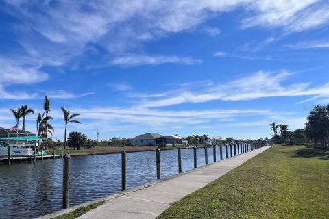 Land in Port Charlotte, Florida № 792622 - photo 7