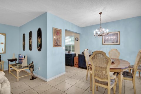 Condominio en venta en Vero Beach, Florida, 1 dormitorio, 74.32 m2 № 640333 - foto 10