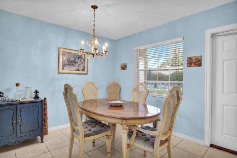 Condominio en venta en Vero Beach, Florida, 1 dormitorio, 74.32 m2 № 640333 - foto 11