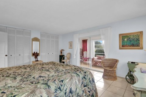 Condominio en venta en Vero Beach, Florida, 1 dormitorio, 74.32 m2 № 640333 - foto 4