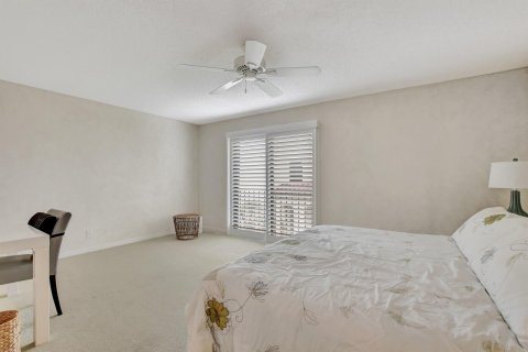 Adosado en venta en Delray Beach, Florida, 2 dormitorios, 123.19 m2 № 919860 - foto 3