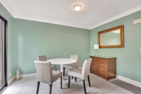 Touwnhouse à vendre à Delray Beach, Floride: 2 chambres, 123.19 m2 № 919860 - photo 16