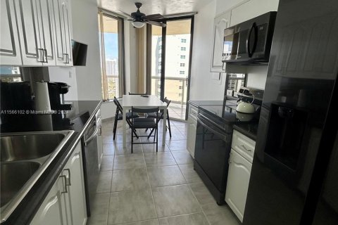 Condominio en venta en Aventura, Florida, 2 dormitorios, 135.64 m2 № 1132167 - foto 8