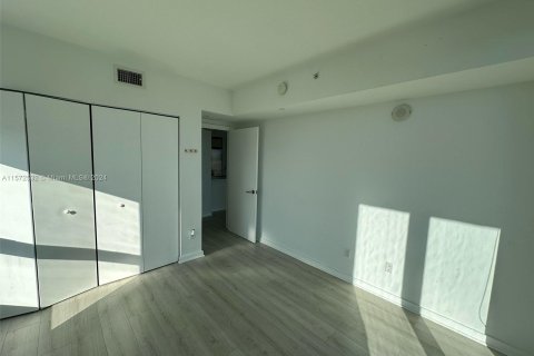 Copropriété à vendre à Miami, Floride: 2 chambres, 92.81 m2 № 1132121 - photo 11