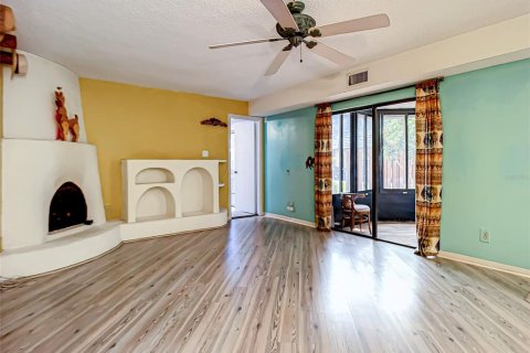 Adosado en venta en New Smyrna Beach, Florida, 3 dormitorios, 161.28 m2 № 829389 - foto 8