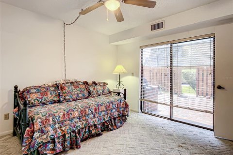 Touwnhouse à vendre à New Smyrna Beach, Floride: 3 chambres, 161.28 m2 № 829389 - photo 11