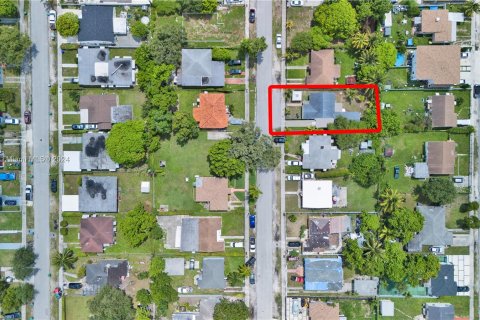 Propiedad comercial en venta en Miami, Florida, 163.14 m2 № 1294695 - foto 6