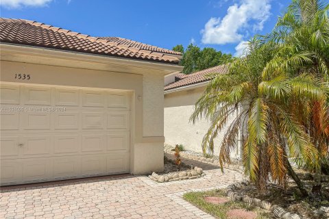 Villa ou maison à vendre à Weston, Floride: 4 chambres, 192.59 m2 № 1295106 - photo 4