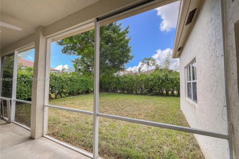 House in Weston, Florida 4 bedrooms, 192.59 sq.m. № 1295106 - photo 19