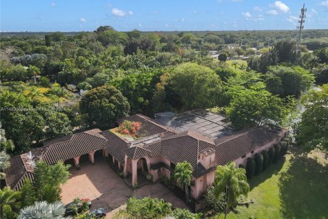 Villa ou maison à vendre à Davie, Floride: 5 chambres, 959.87 m2 № 1092098 - photo 24