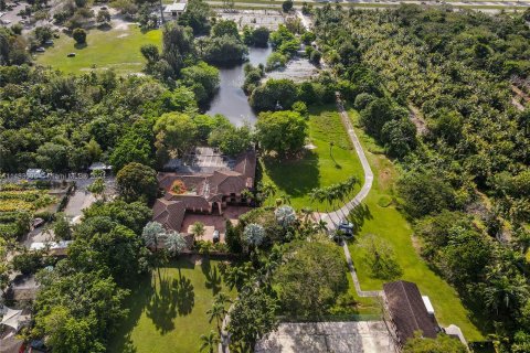 Villa ou maison à vendre à Davie, Floride: 5 chambres, 959.87 m2 № 1092098 - photo 13