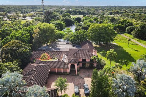 Villa ou maison à vendre à Davie, Floride: 5 chambres, 959.87 m2 № 1092098 - photo 15