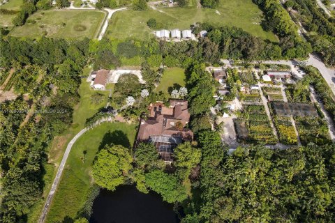 Villa ou maison à vendre à Davie, Floride: 5 chambres, 959.87 m2 № 1092098 - photo 17