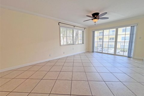 Condo in Fort Lauderdale, Florida, 2 bedrooms  № 1207845 - photo 22