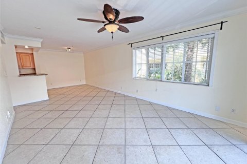 Copropriété à vendre à Fort Lauderdale, Floride: 2 chambres, 89.19 m2 № 1207845 - photo 21