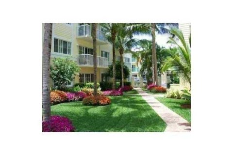 Copropriété à vendre à Fort Lauderdale, Floride: 2 chambres, 89.19 m2 № 1207845 - photo 3