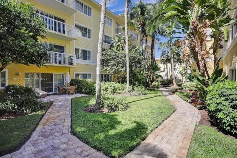 Copropriété à vendre à Fort Lauderdale, Floride: 2 chambres, 89.19 m2 № 1207845 - photo 25