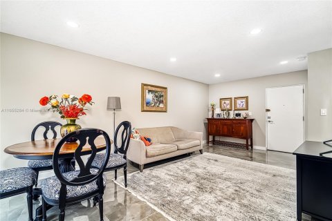 Condo in Sunny Isles Beach, Florida, 1 bedroom  № 1353821 - photo 5