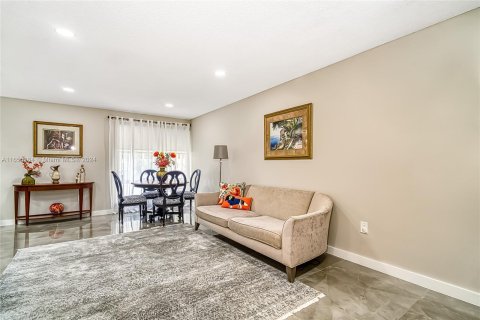 Condo in Sunny Isles Beach, Florida, 1 bedroom  № 1353821 - photo 6