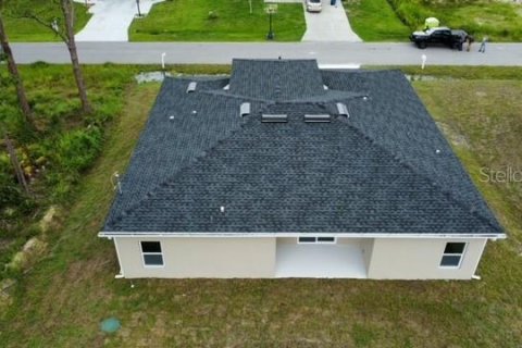 House in Palm Bay, Florida 4 bedrooms, 213.68 sq.m. № 971828 - photo 17