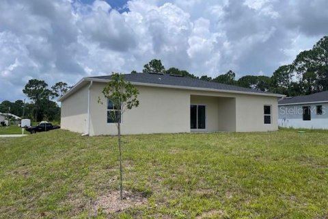 Villa ou maison à vendre à Palm Bay, Floride: 4 chambres, 213.68 m2 № 971828 - photo 16