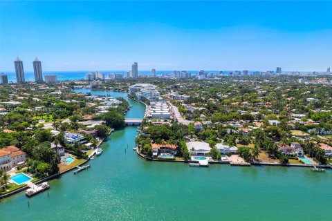 Купить земельный участок в Майами-Бич, Флорида № 942547 - фото 29