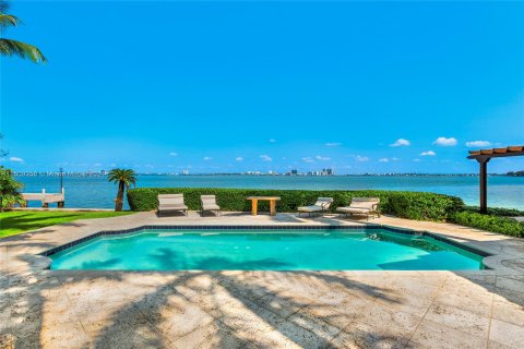 Купить земельный участок в Майами-Бич, Флорида № 942547 - фото 7