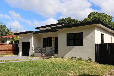 Casa en venta en El Portal, Florida, 3 dormitorios, 119.01 m2 № 1141061 - foto 1