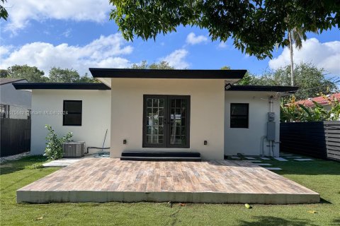 Casa en venta en El Portal, Florida, 3 dormitorios, 119.01 m2 № 1141061 - foto 12