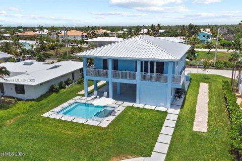 Casa en venta en Big Pine Key, Florida, 3 dormitorios, 167.6 m2 № 650004 - foto 15