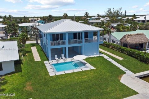 Casa en venta en Big Pine Key, Florida, 3 dormitorios, 167.6 m2 № 650004 - foto 12