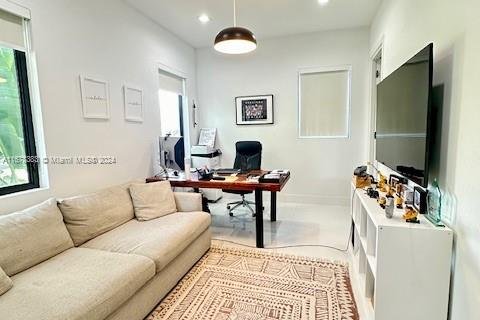 Casa en venta en Miami, Florida, 4 dormitorios, 314.94 m2 № 1409105 - foto 30