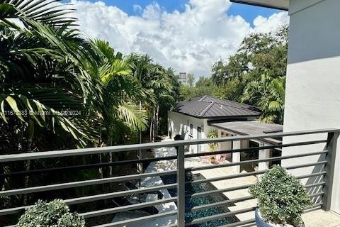 Casa en venta en Miami, Florida, 4 dormitorios, 314.94 m2 № 1409105 - foto 21