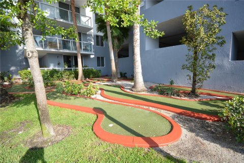 Condominio en venta en Miami, Florida, 2 dormitorios, 90.95 m2 № 1409148 - foto 27